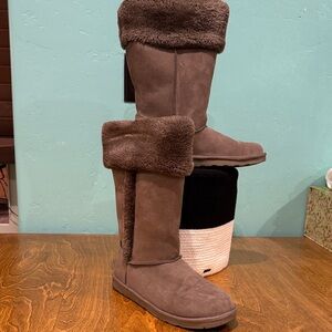 Arizona Jean Company Brown Winter Boots